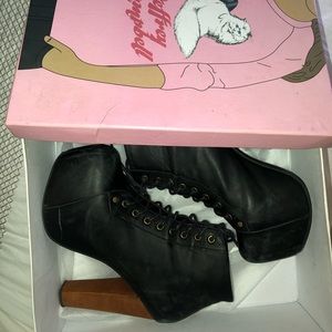 Jeffrey Campbell- lita
